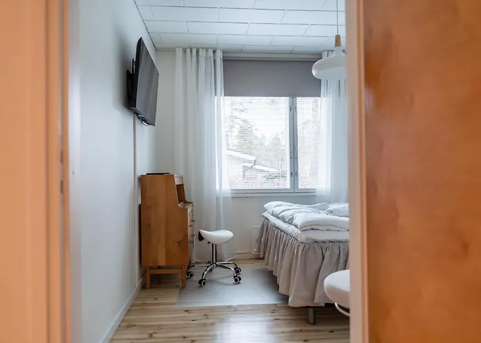 Omakotitalo Keskustan Laehellae Nyaraló