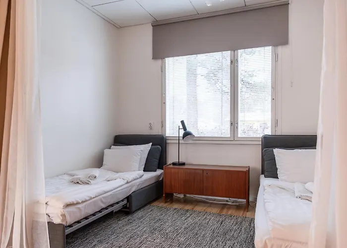 Omakotitalo Keskustan Laehellae Hébergement de vacances *