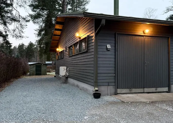 Omakotitalo Keskustan Laehellae Hébergement de vacances *